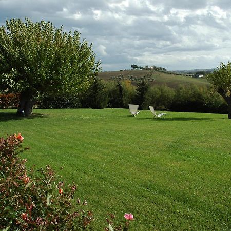 Gasthaus Solea Relais Di Charme- Adults Only Trecastelli Exterior foto